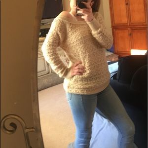 Cute off the shoulder sweater!!
